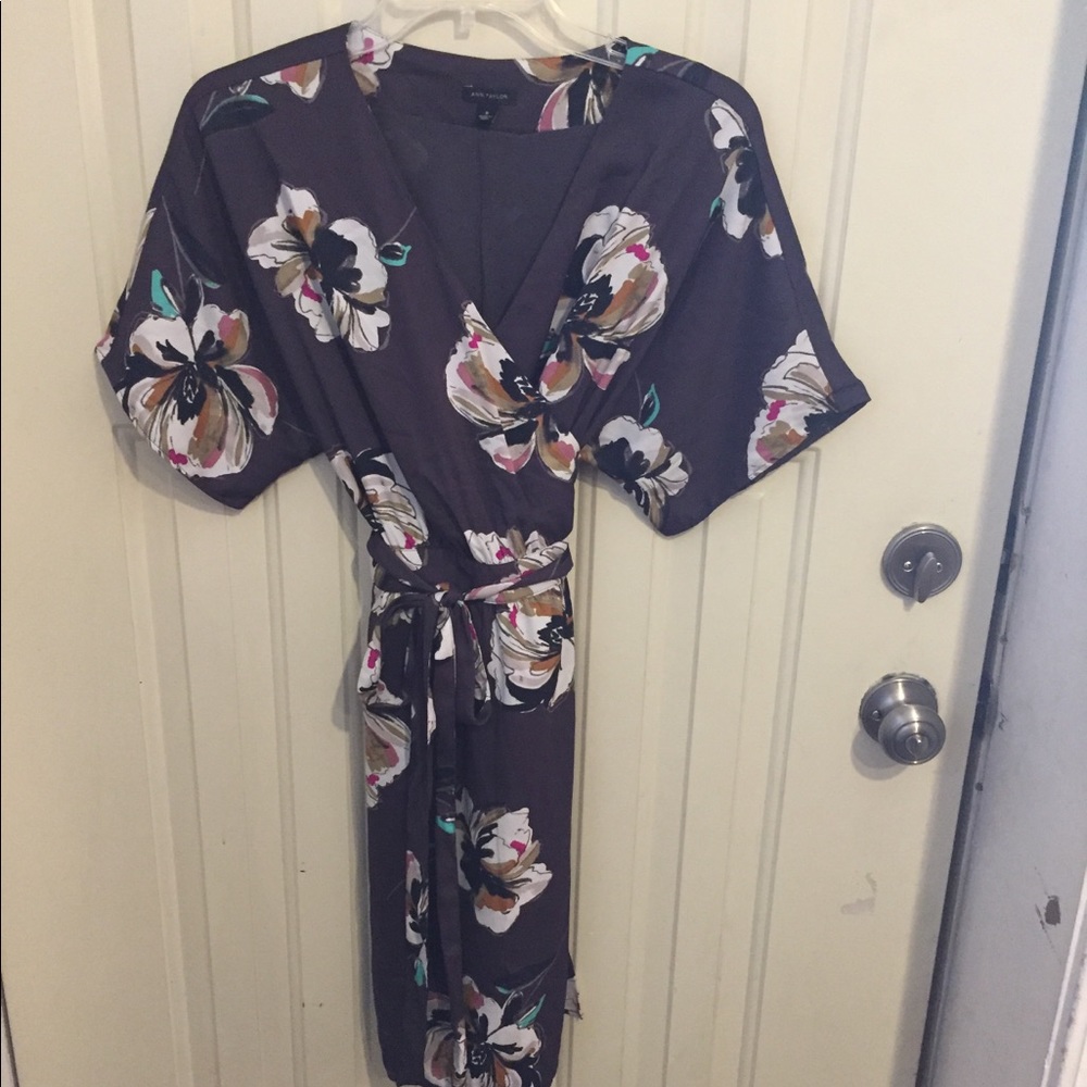 Ann Taylor purple floral wrap dress